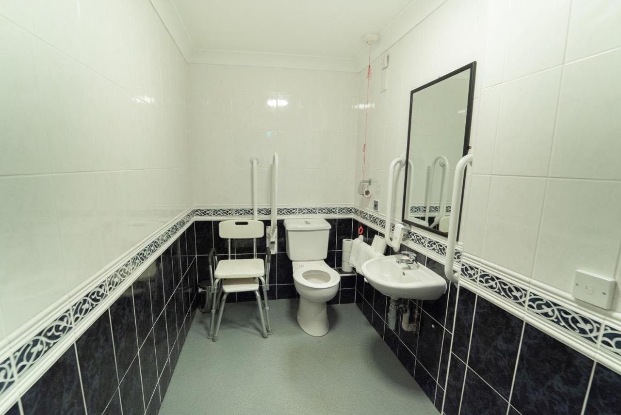 Littlebury Hotel バイチェスター エクステリア 写真